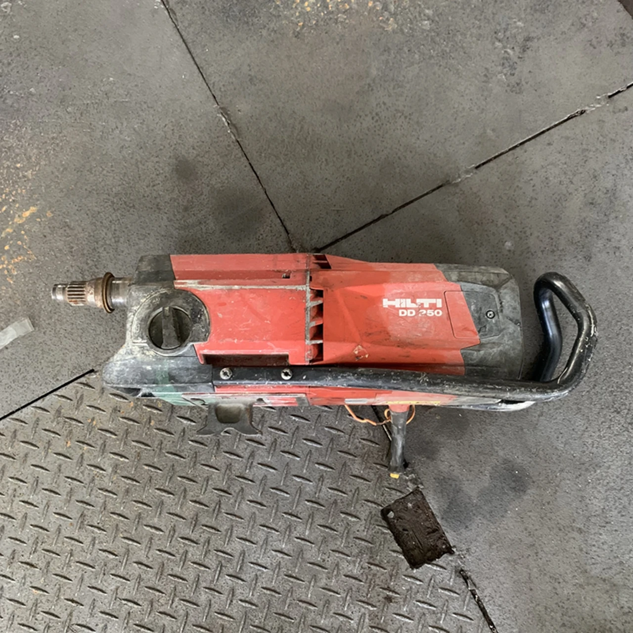 

Hilti DD 250 Core Drill - No Stand - 110v Body only, second-hand Functionally functioning normally without any issues