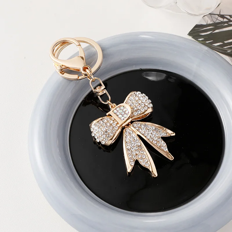 Full Rhinestone Bowknot Keychains for Women Bag Charm Pendant Car Keyrings Creative Letter D Key Chains Fashion Key Rings Korean