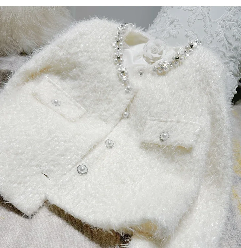 Autumn Pearl Wool Tassel Short Jacket Long Sleeve Luxury Thickened White Beaded Wool Cardigan Women Jacket 2025 New