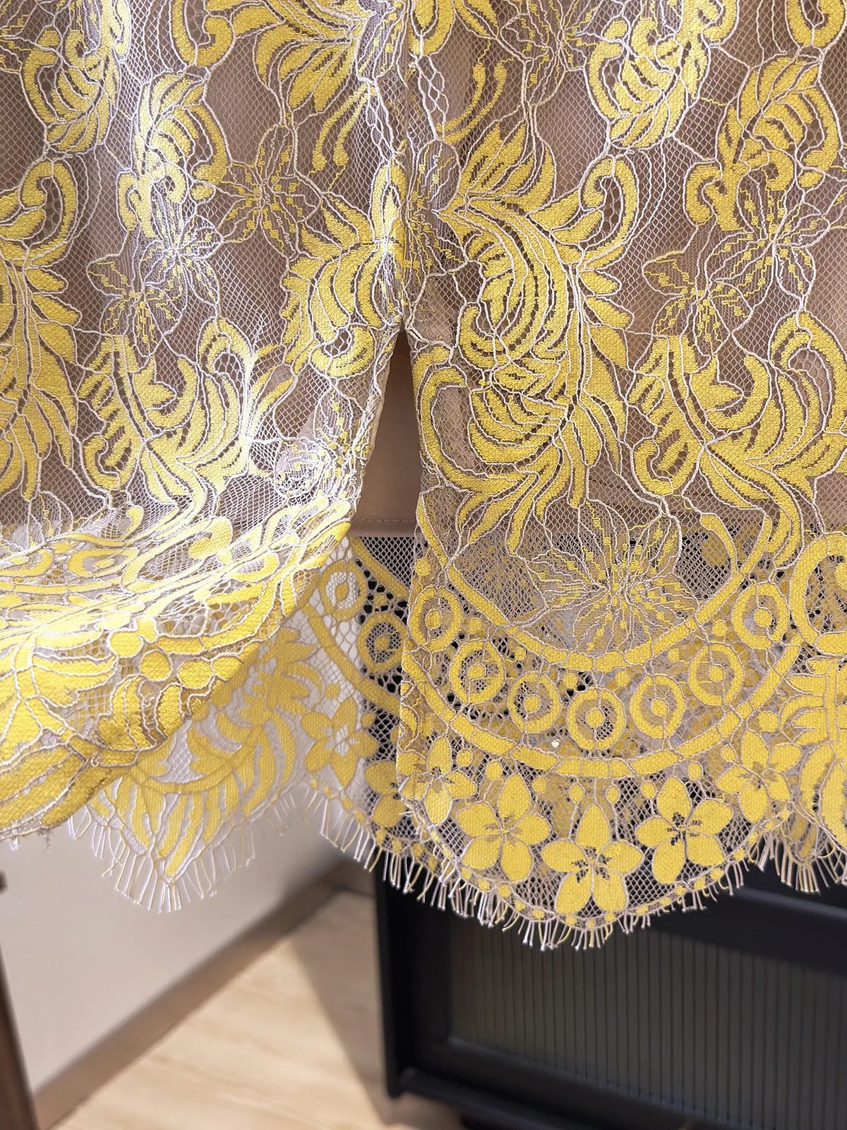 New In 2026 High-waisted Slit Bodycon Midi Skirt Women's Summer Sexy Elegant Slimming Lace Skirts