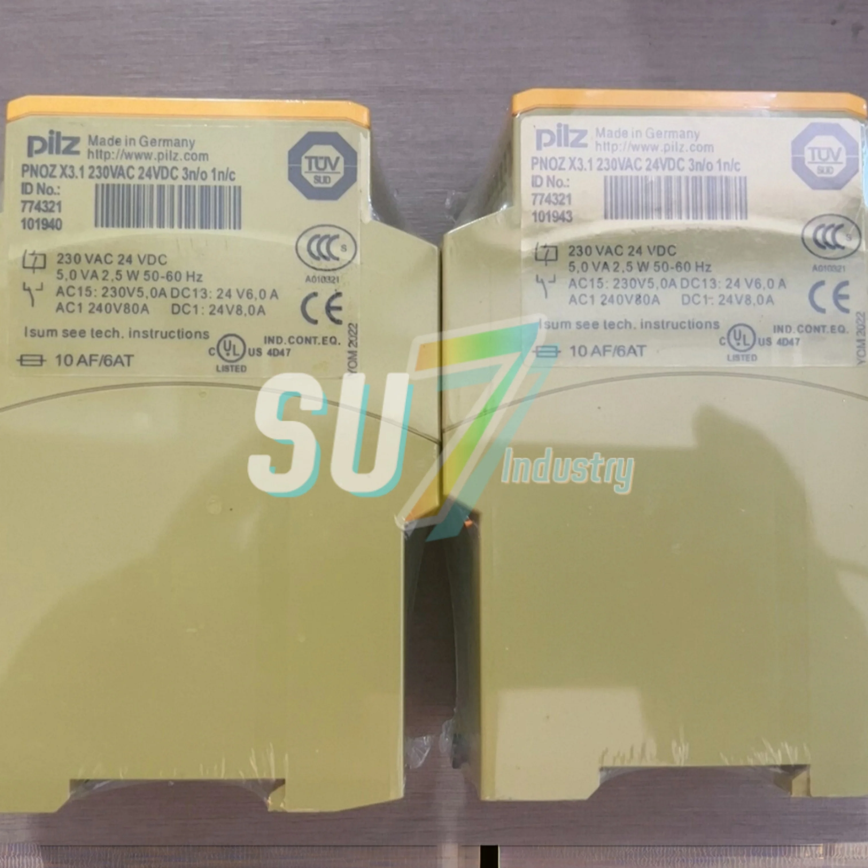 

774321 PNOZ X3.1 774322 PNOZ X3.1 774325 PNOZ X5 774330 P2HZ X1 774340 P2HZ X1 реле безопасности новое в наличии