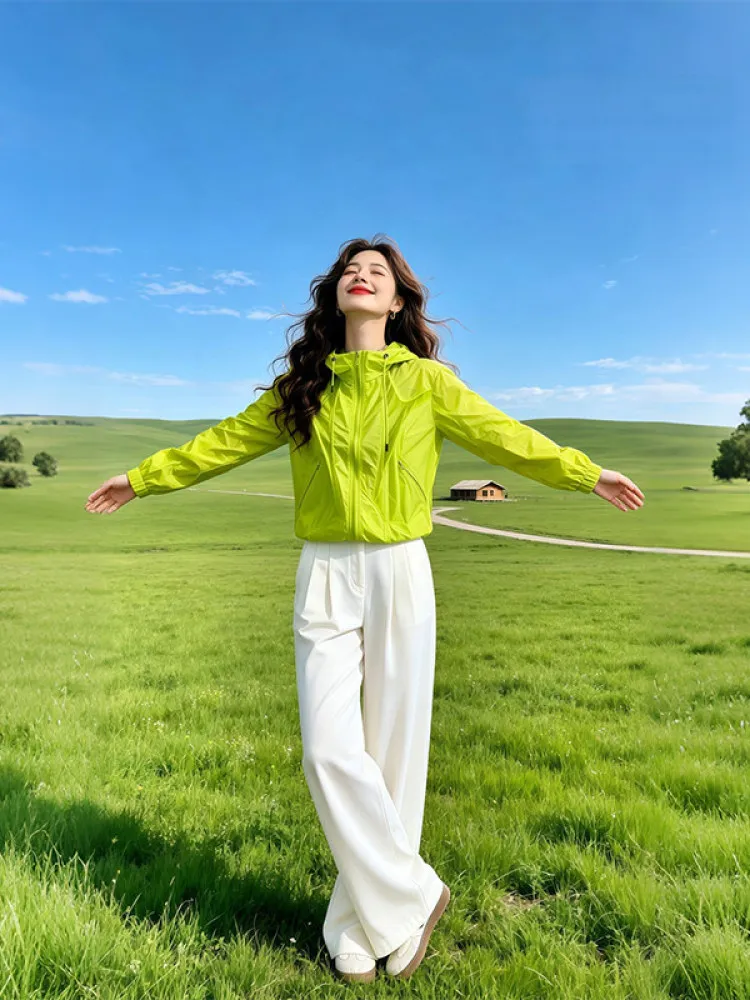 

Fashionable Breathable Patchwork Sun Protection Outerwear Summer Design Women's Short Coat Commute Style Loose Fit Pure Color