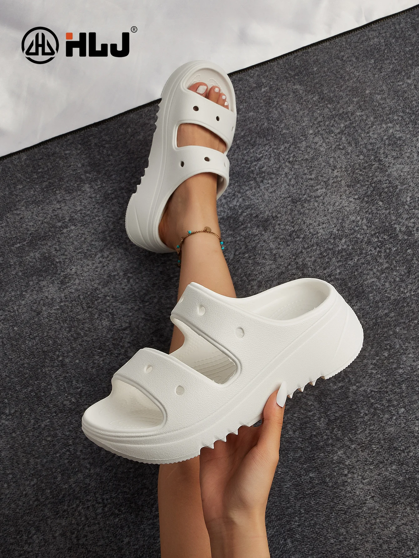Nueva primavera y verano Color sólido elegante vacaciones moda deportes playa hueco doble correa suela gruesa zapatos de mujer vacaciones en la playa hogar al aire libre