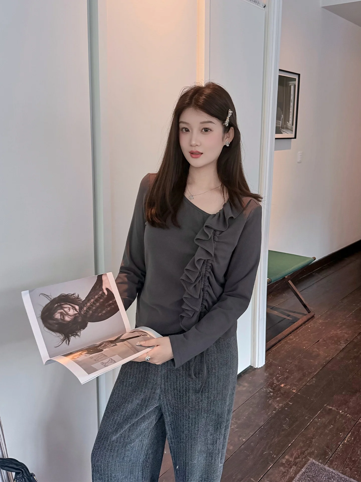 

Large Size Women's Casual Sle Dstring oulder T-irt Wooden Design New Arrival Spring Season Ladies Faion