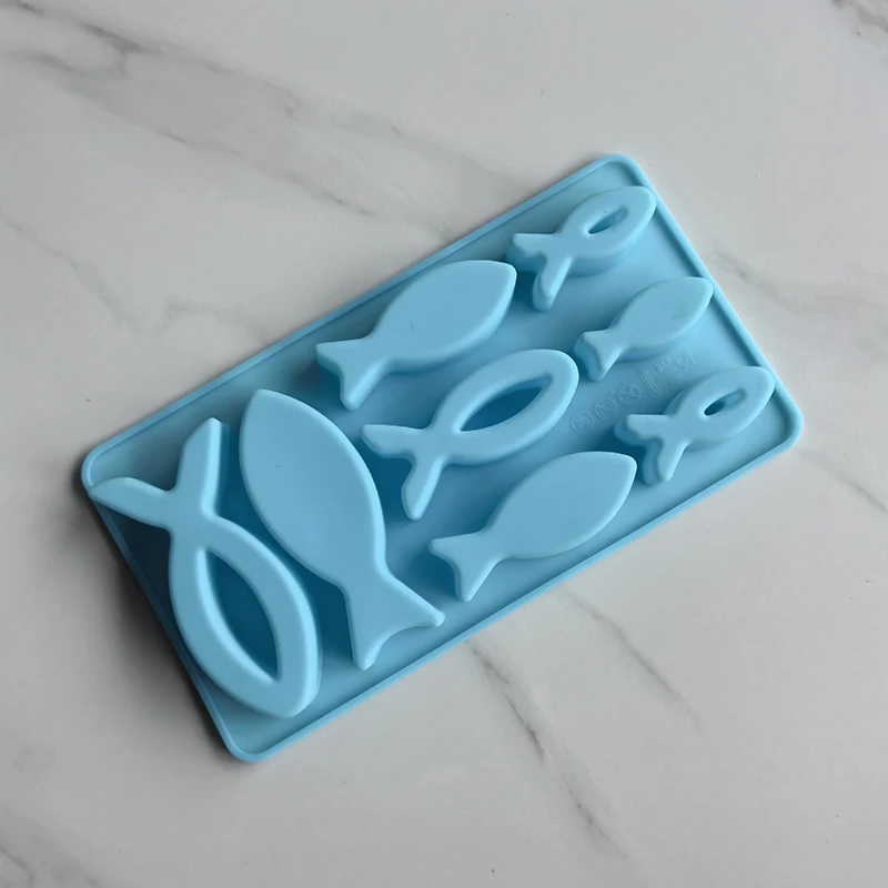 8 Cavities Animal Fish Shape Chocolate Mold Baking Tool Baking Pastry Tools Silicone Mould Ice Cube Tray Non-Stick Flexible