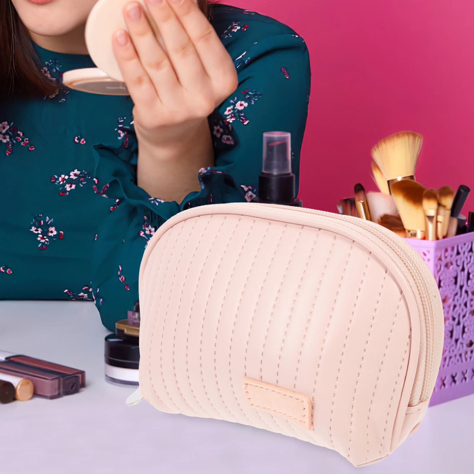 

1pcs PU Travel Makeup Bag Organizer Toiletries Storage Container Durable Zipper Closure for Portable Use Daily