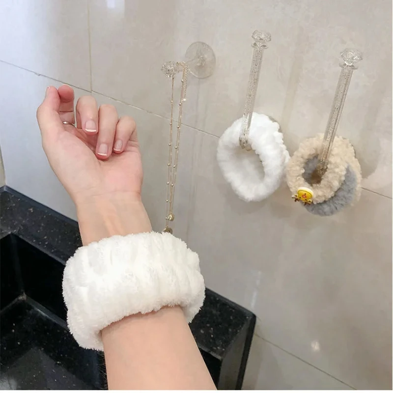 Kép 5: 2db  Csináltatás mossa arca majd Csukló Abroncs Abszorbeál vize Beleizzad wiping Karcsat hairband Nedvesség Bizonyítás Ingujj Csukló Csősz