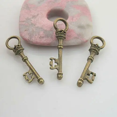 

10pcs 33mm antiqued bronze color 2sided key design pendant charm G1740