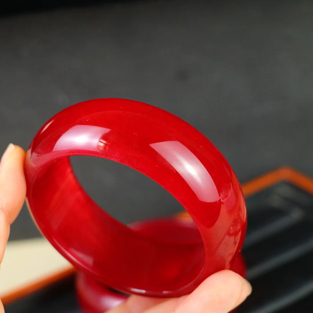 

Изысканный красный браслет из натурального камня для мужчин и женщин, очаровательные ювелирные изделия, модные аксессуары