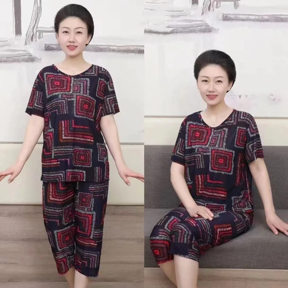 

Plus Size Elderly T-shirt Sets Loose Short-sleeved Women Two Piece Set Stripe Summer Mother's Pajamas Middle Aged Women