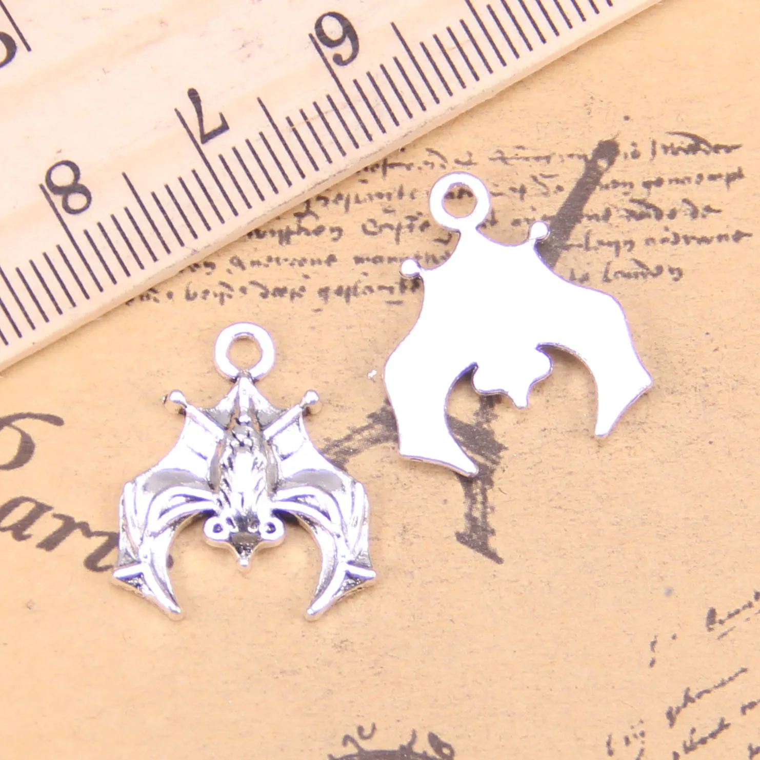 68pcs Charms upside down bat vampire dracula 20x17mm Antique Silver Plated Pendants Making DIY Handmade Tibetan Silver Jewelry