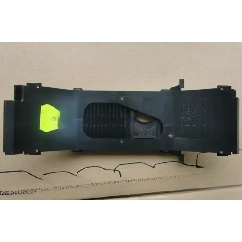 For  ‌Volkswagen Phaeton Gear Mechanism Dust Plate Shift Fish Scale Cover Slide Rail Baffle Plate