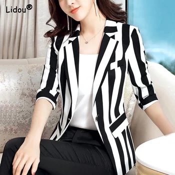 ลายBlazers PLUSขนาดฤดูใบไม้ผลิฤดูร้อนเสื้อผ้าผู้หญิง 2022 บางเรียบง่ายVคอCardiganกระเป๋าปุ่มผอมอย่างเป็นทางการ