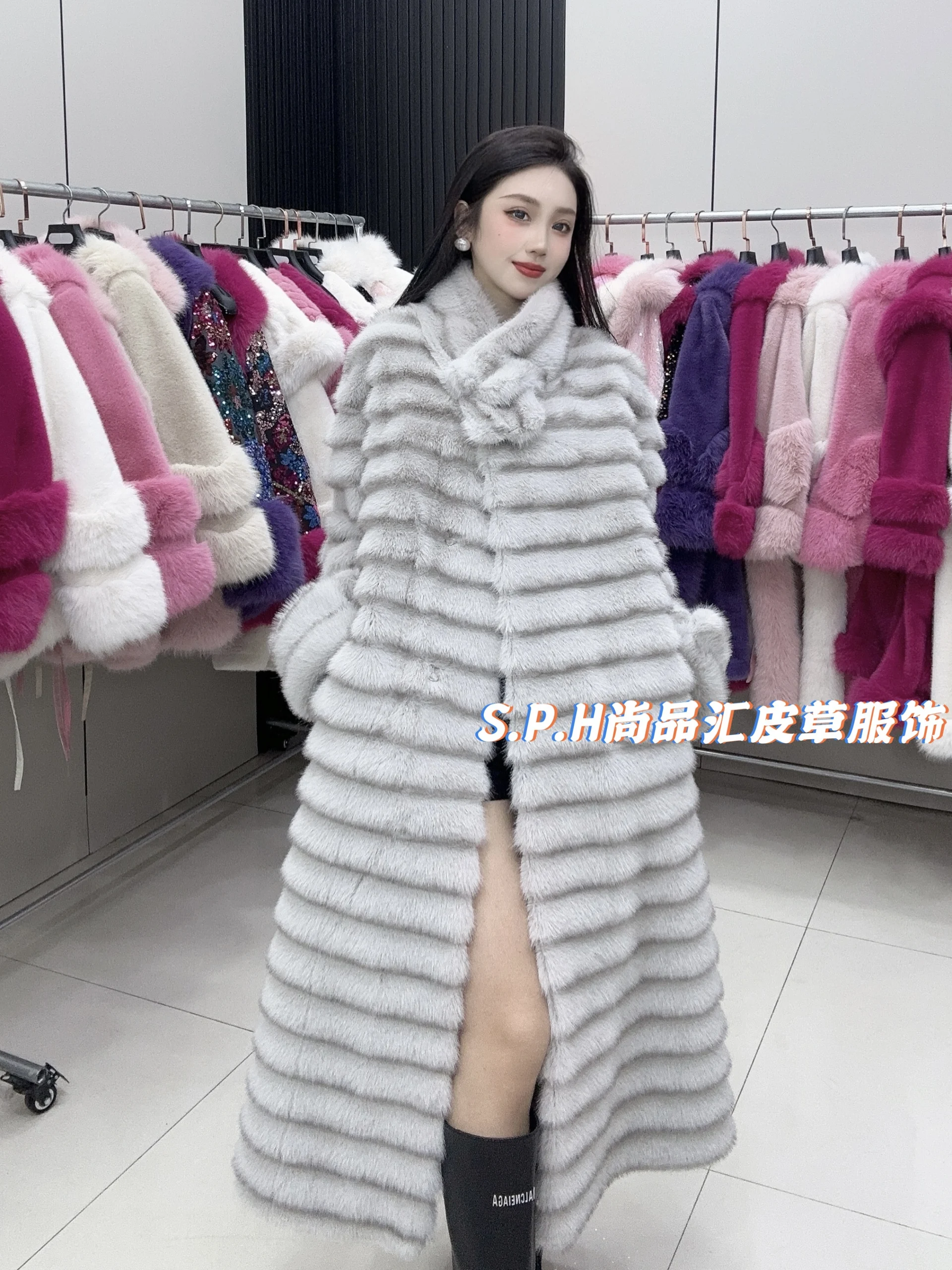 Winter Coat Women Thick Classic Textured Long Sleeve Faux Fur Coat 2024 New Commuter Style Faux Fur Coat Long Fluffy Jacket