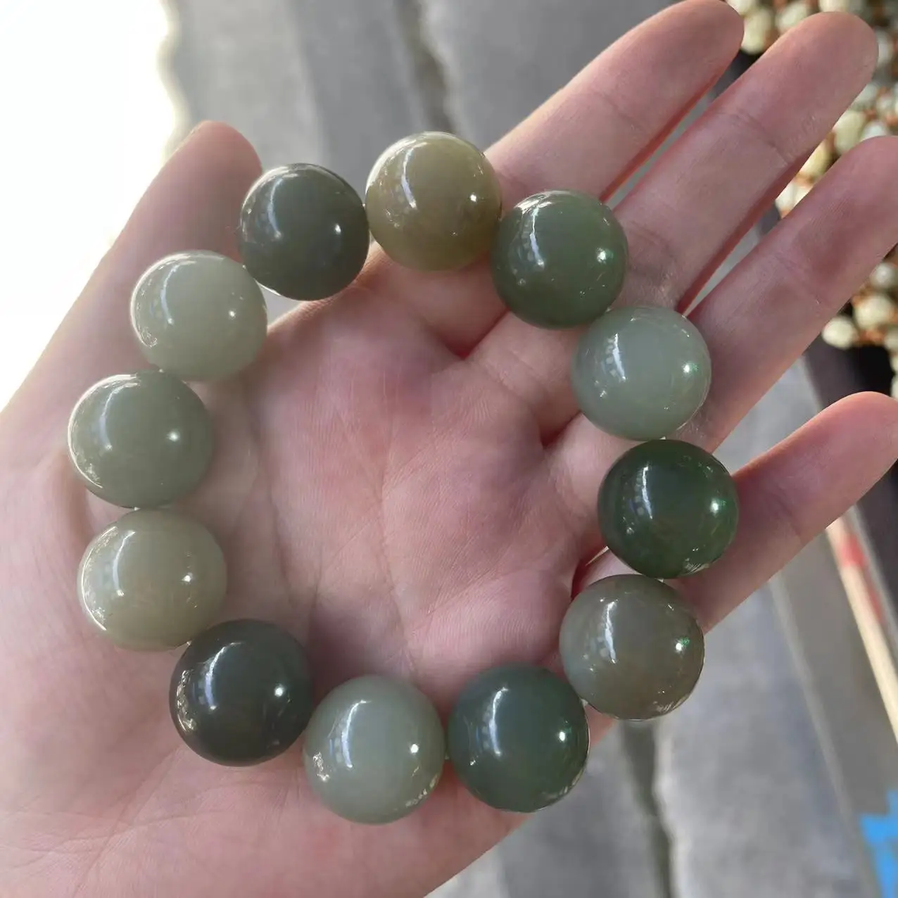 

Natural 100% real multicolor hetian jade beads carved 18mm round beads bracelets for couples woman men Gift with jade bracelet