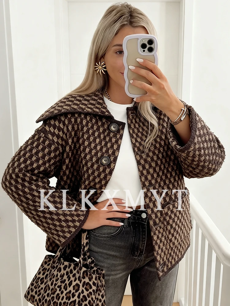 レディースニットジャケット 2025 女性用 長袖ボタン付きラペルジャケット ハイストリートショートコート レディース秋新作アウター