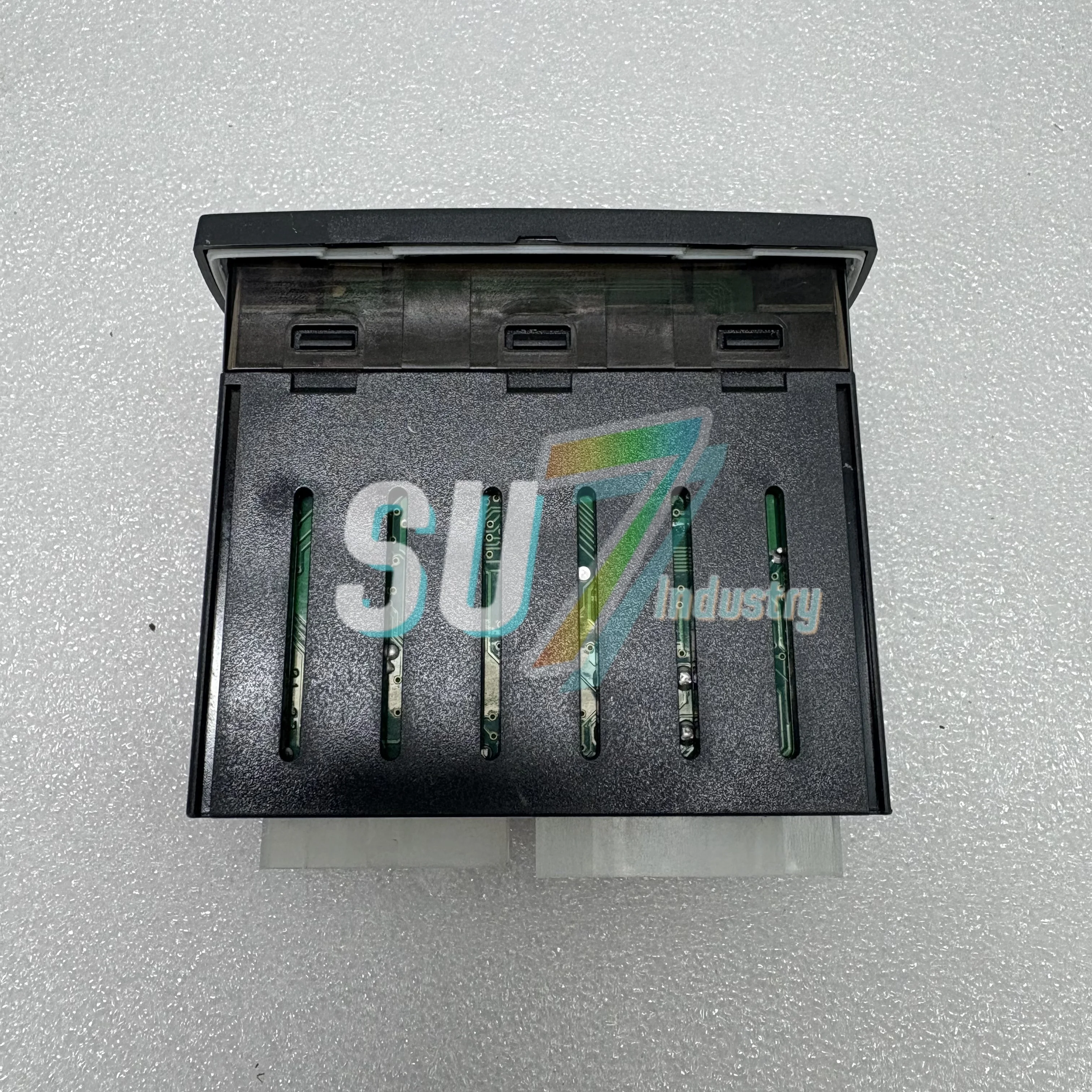 Controlador de temperatura IC121CX-11200 Nuevo original