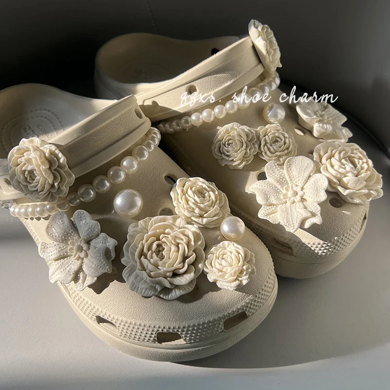 New Summer Jibbitz Elegant Flower Series Shoes Charms For Clogs DIY Fashion Sandals Accessories Removable Charms Xmas Gifts