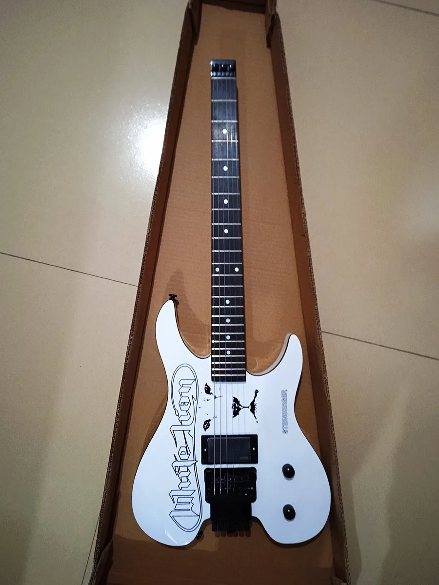 Electric guitar white headless with hardcase