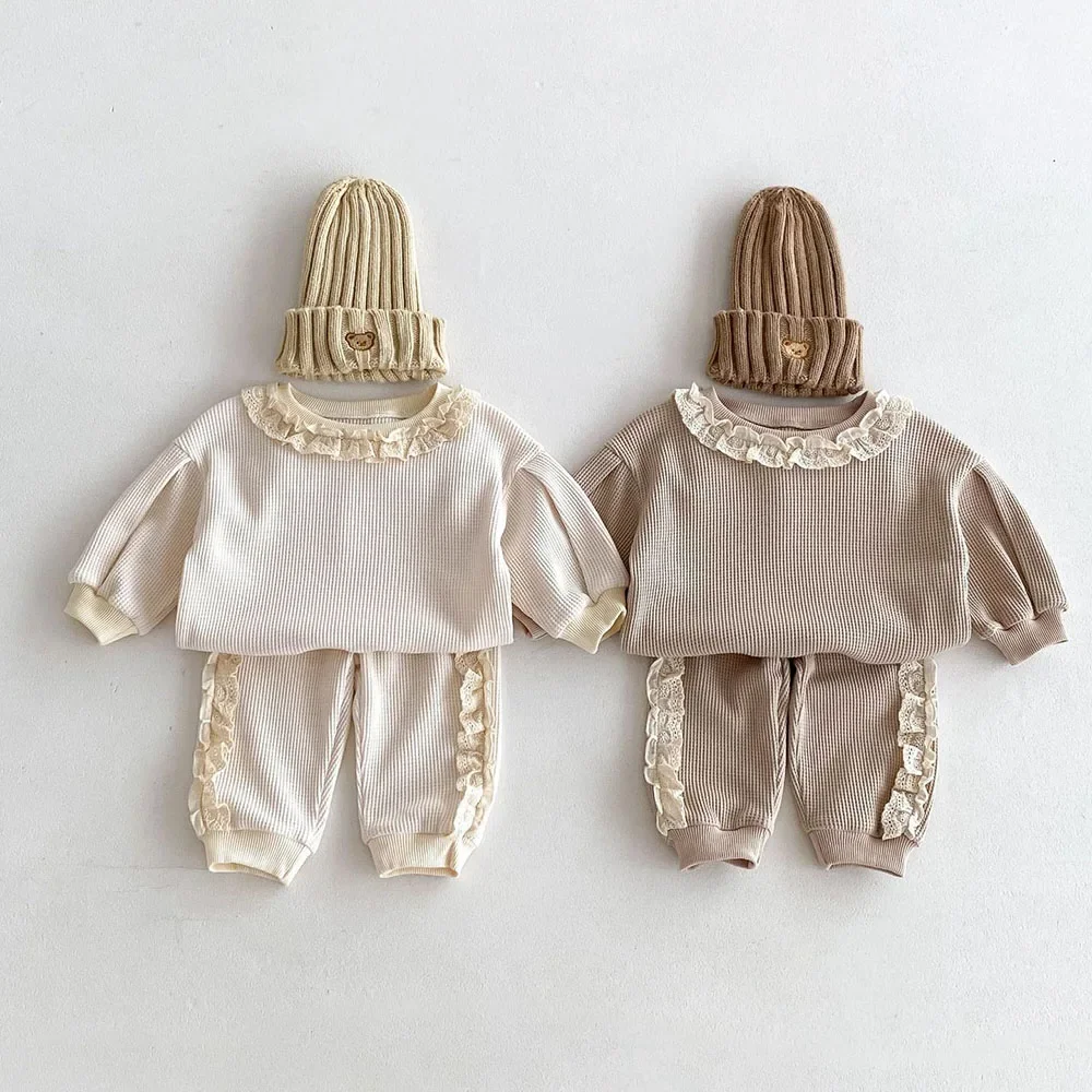 2024 Autumn Baby Clothes Set Girls Sweet Lace O-Neck Top + Pants Cotton 2Pcs Long Sleeve Sweatshirt Fashion Loose Kids Suit 0-4T