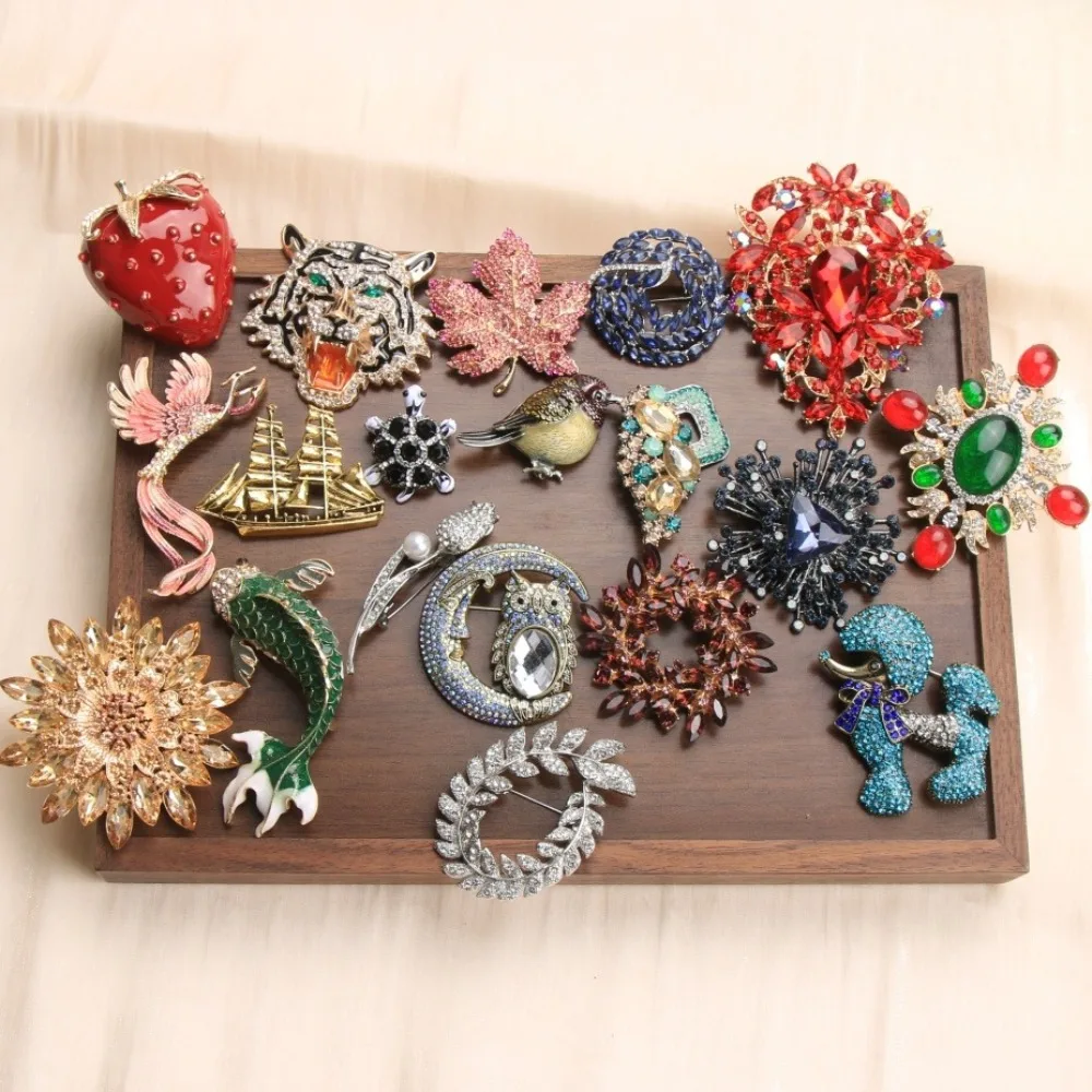 Barocke Luxus-Brosche mit schönem Obst-Tier-Blumen-Design für Männer und Frauen, Schmuck-Accessoires, Hochzeits- und Feiertags-Party-Geschenke