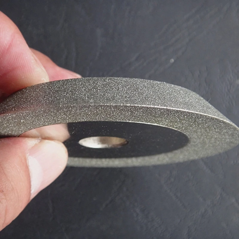 652f Rouge broyage disque abrasif pour fabrication précise meubles efficaces