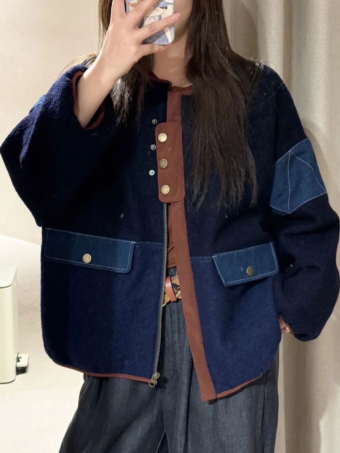 

Шерстяное пальто осенне-зимнее, модное, в уличном стиле, с круглым вырезом, сшитое из разных тканей, повседневное, с длинными рукавами, на молнии, традиционного цвета