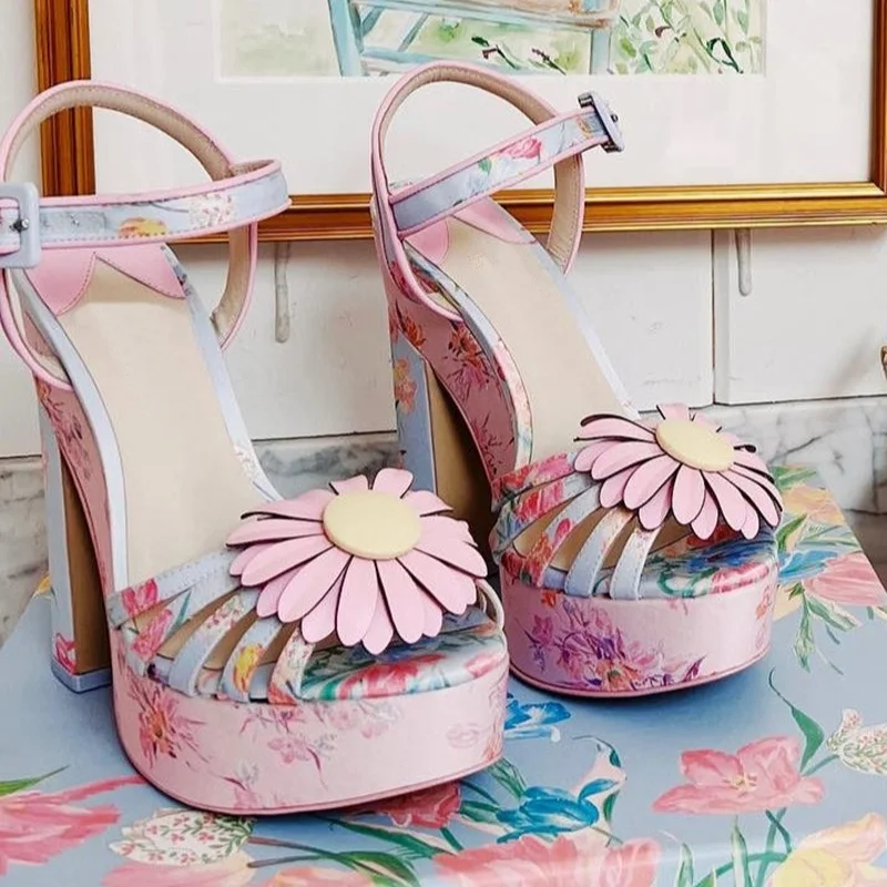 Daisy Platform Chunky Heel Sandals Peep Toe Flower Pink Buckle Ankle Strap Women's Sandals 2023 New Luxury Party Shoes Elegant