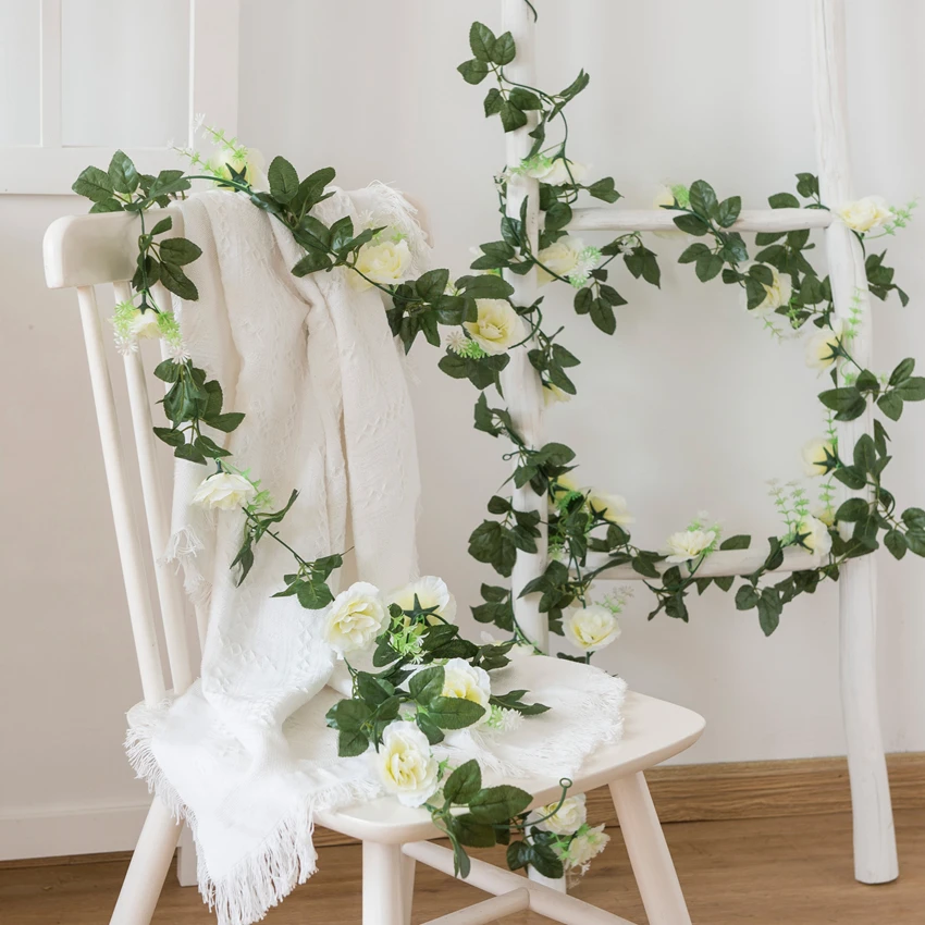 Künstliche Rosenranke Blumenwand Braut Hochzeitskranz Festival Seiden-Rattan-Blätter Girlande Bogen Heim Raumdekoration Bestseller Geschenk – Detail 2