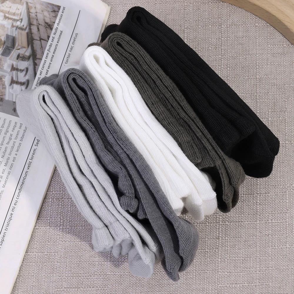 Fashion Cotton Men Socks Sport Mid Tube Autumn Winter Knitted Warm Cold-proof Stocking Black White Gray Simple Indoor Floor Sox