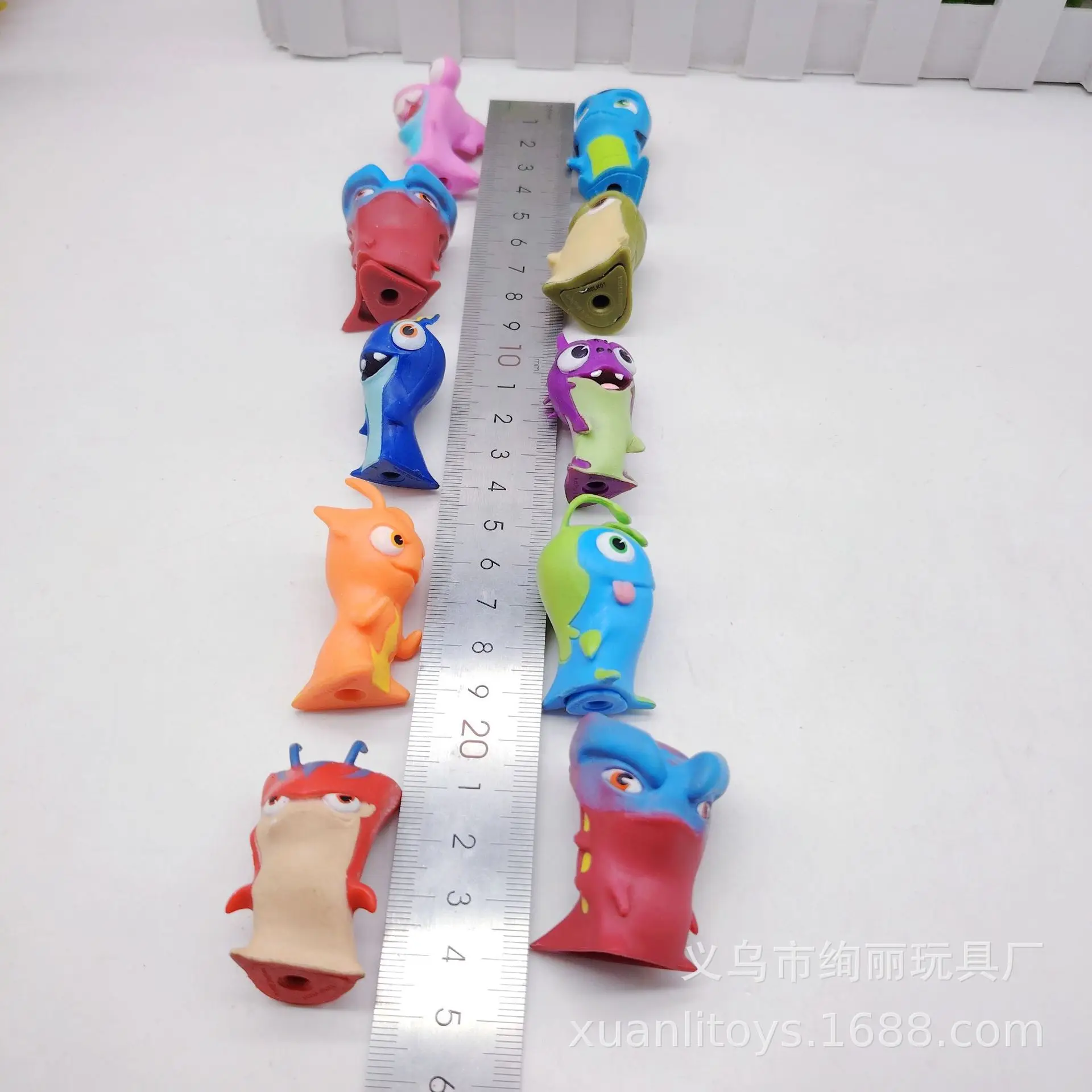10pcs 5CM Cartoon Elves Slugterra PVC Mini Action Figures Collectible Anime Toys Dolls For Children Birthday Gift