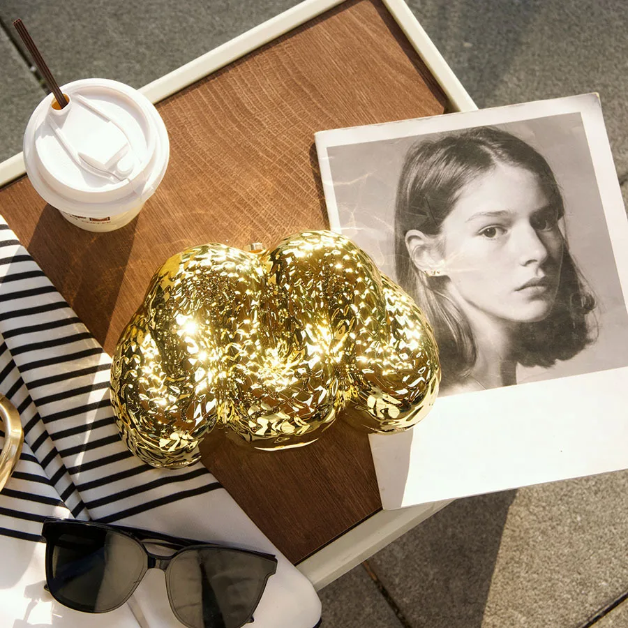 Trend metal sense glossy meteorite gradual change acrylic bag gold-plated temperament hand messenger bag