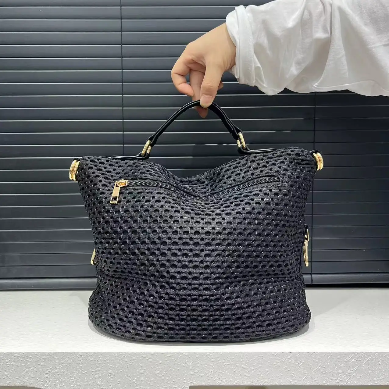 Women's Fashion Lightweight Crossbody Bag Large Capacity Portable Soft Shoulder Handbag — zdjęcie 6