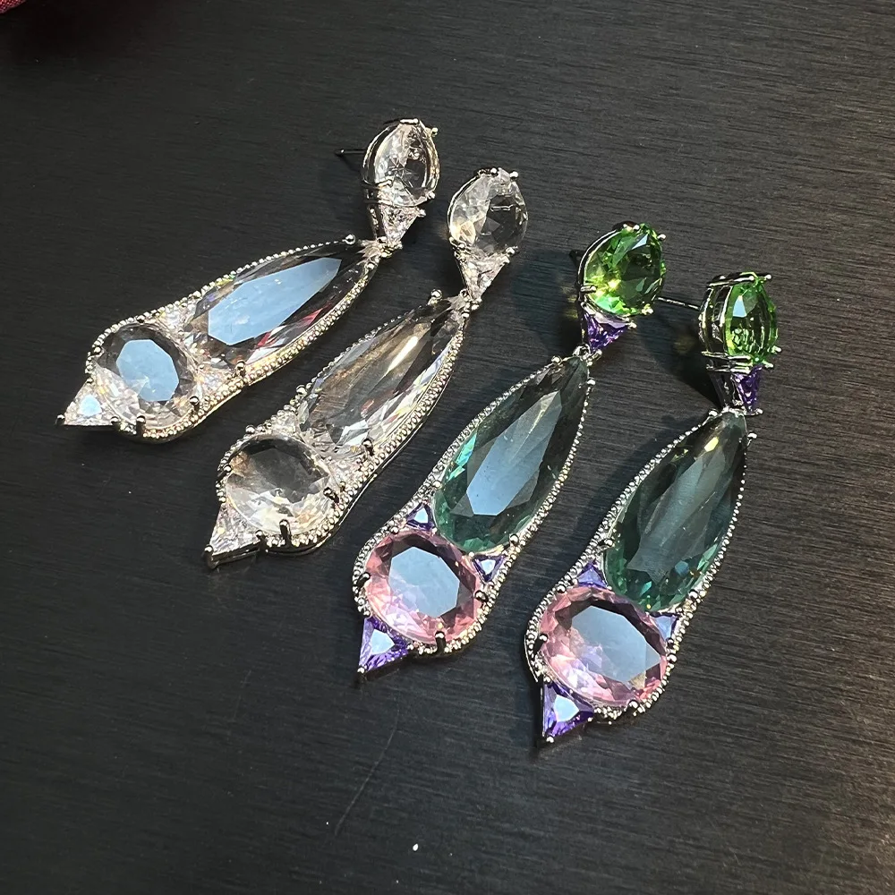 

Designer Luxury Sparkling Pink Green Zircon Pendant Women's Earrings Fashion Charm Luxury Gemstone Banquet Party Earrings Women