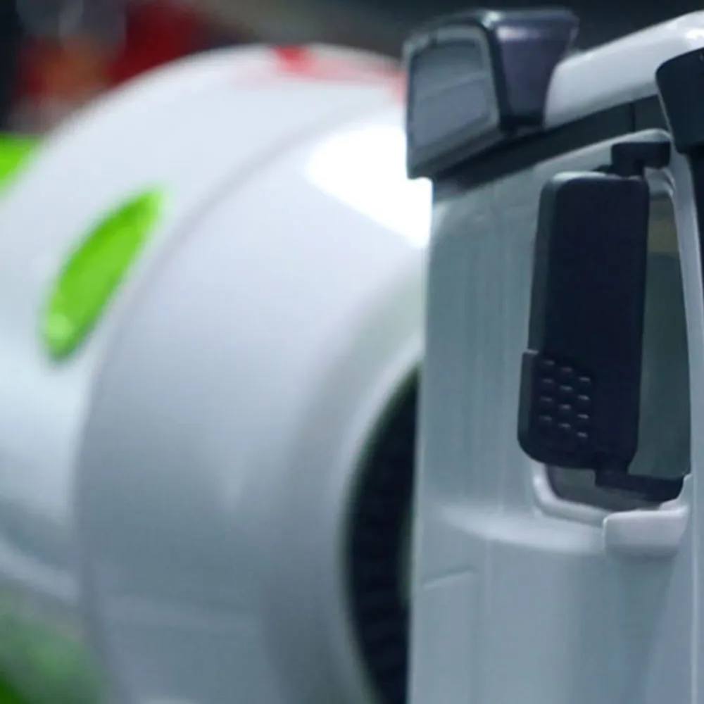 huina-1-14-camion-melangeur-telecommande-en-metal-rtr-24ghz-radio-12ch-effets-sonores-legers-rc-camion-d'agitation-batterie-fini-jouets