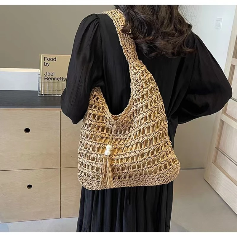 

Casual Hollow Straw Women Shoulder Bags Designer Letters Handbags Paper Woven Large Tote Bag Handmade Summer Beach Purses 2023