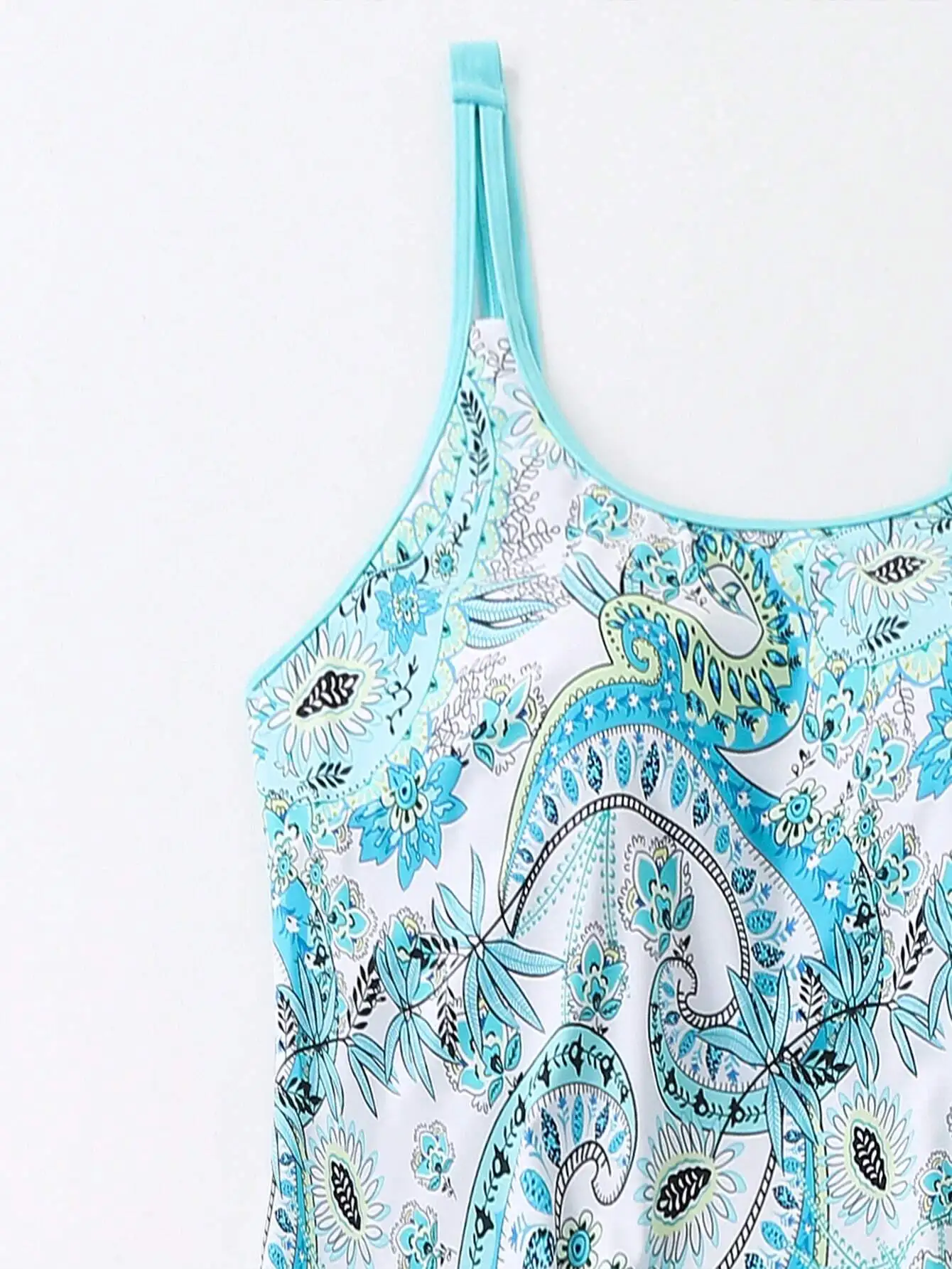 

Plus Size Women's Loose Tankini Set With Paisley Floral Print For Summer Beach Wear