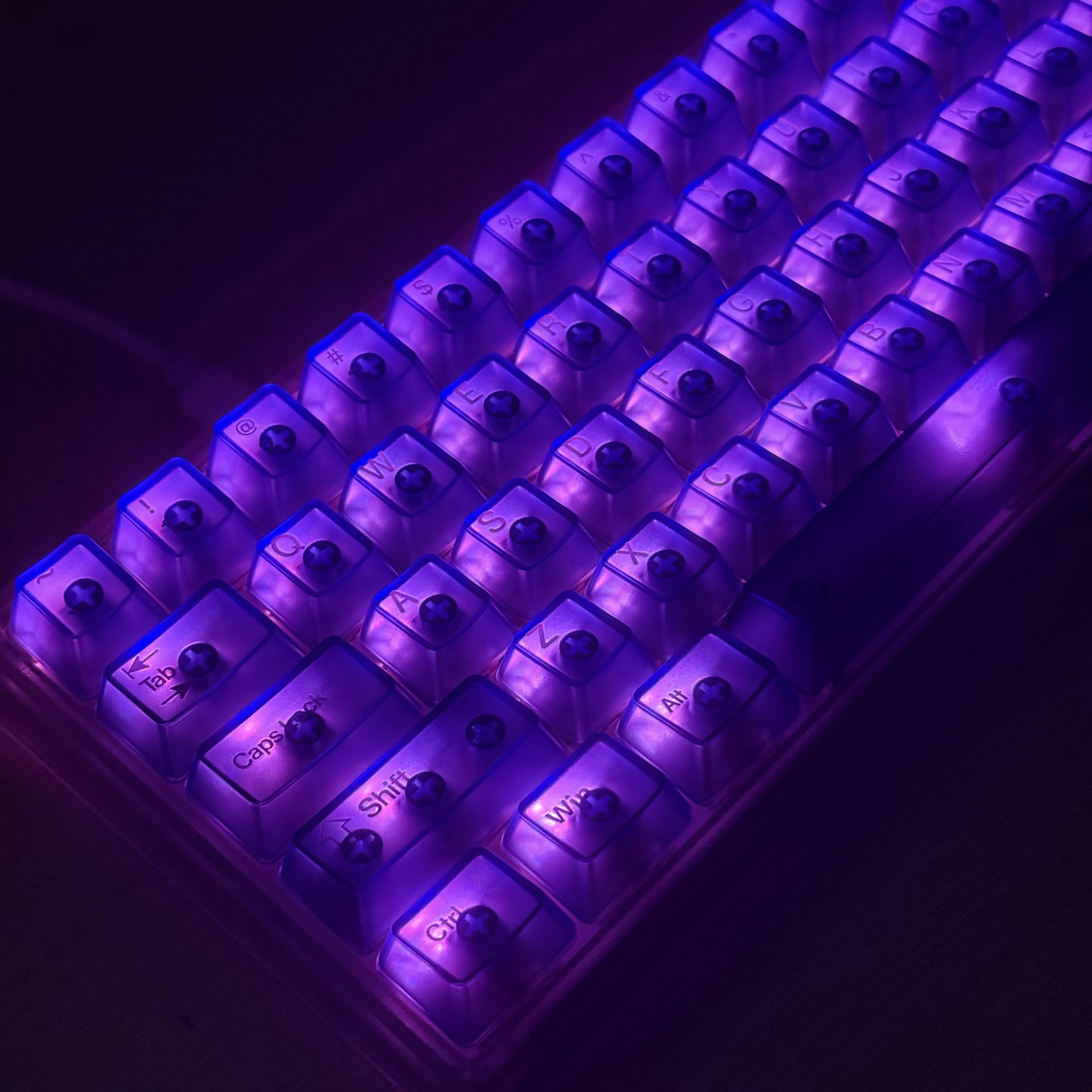 أغطية مفاتيح للكمبيوتر الشخصي  - مراجعة Keycaps Oem Profile 87 Keys وسعره