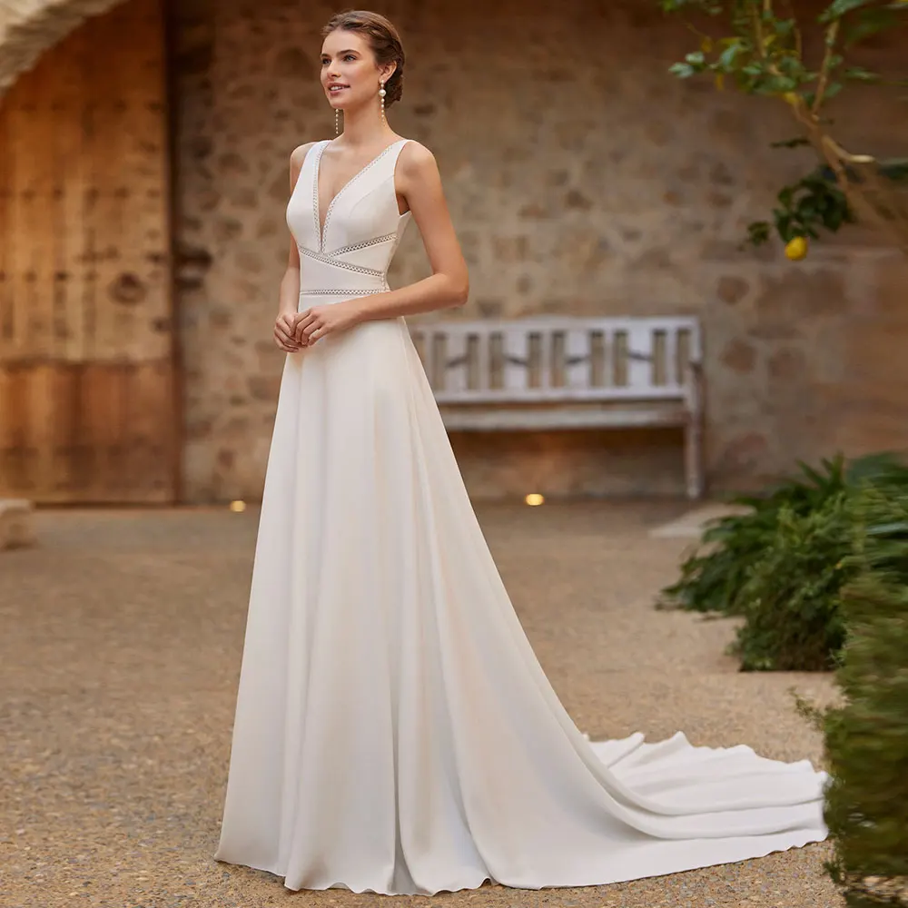 Designer Wedding Dresses For Women A-Line Jersey Deep V-Neck Lace Draped Backless With Button Court Train Bata Novia Boda