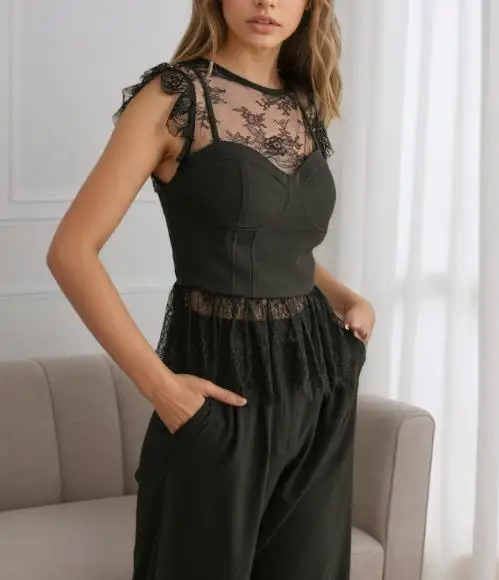 

Top Women 2025 Spring Summer New Vest Base Shirt Temperament Patchwork Lace Edge Sleeveless Casual Round Neck Daily Top Cover