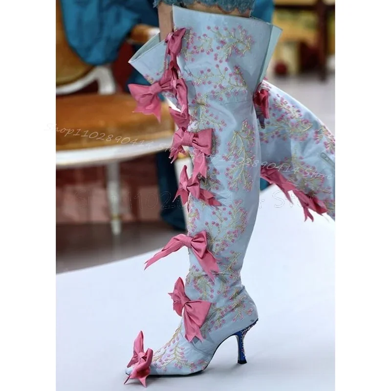 السماء الزرقاء التطريز الوردي القوس عقدة أشار تو الأحذية الجانب سستة النساء أحذية رقيقة عالية الكعب جديد المدرج 2025 Zapatos Para Mujere