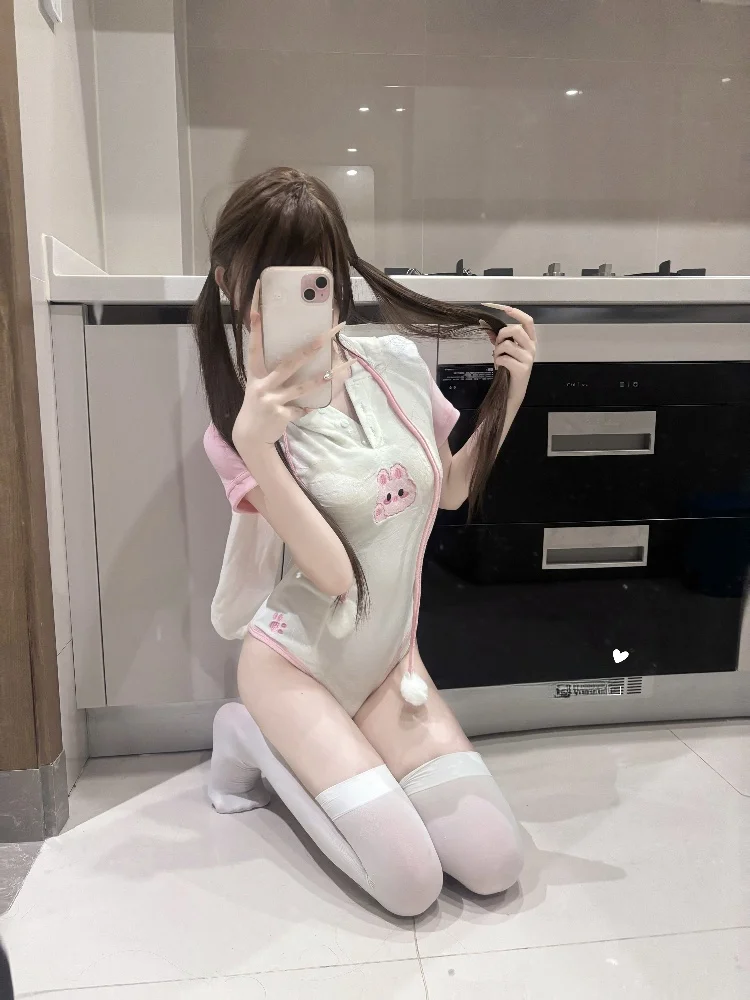 

Adorable Rabbit Print Sleepwear with Hood High Slit Home Clothes Soft Comfortable Coral Fleece Short Sleeve V-Neck Jumpsuit