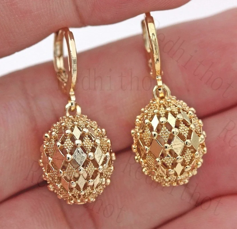 Accessories for Women Vintage Inlaid Hanging Dangle Earrings Classic Creative Metal Carving Pattern Hollow Ball Pendant Earrings