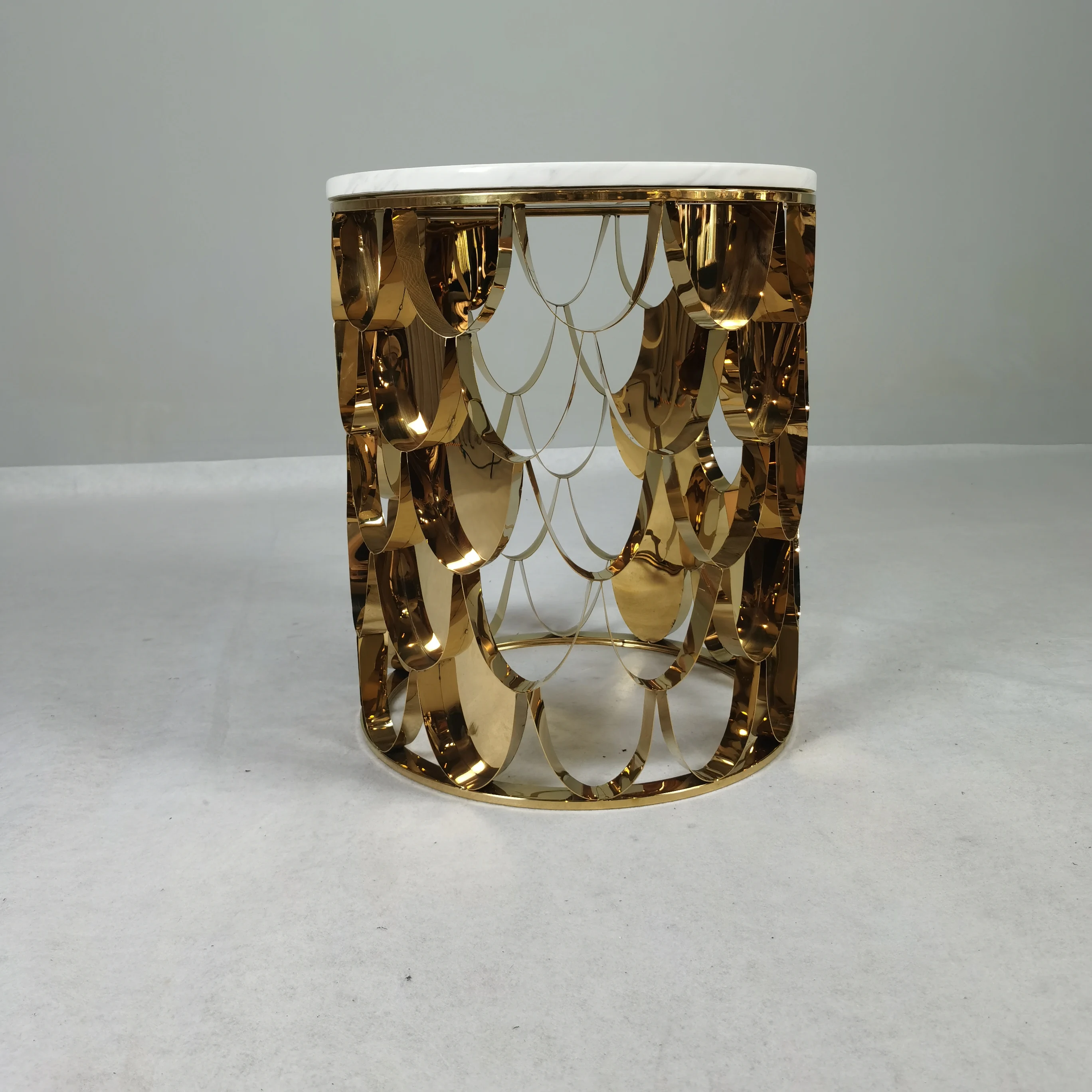 Factory direct selling, hot selling in Europe and the United States, modern luxury fish scales stainless steel gold marble coffe
