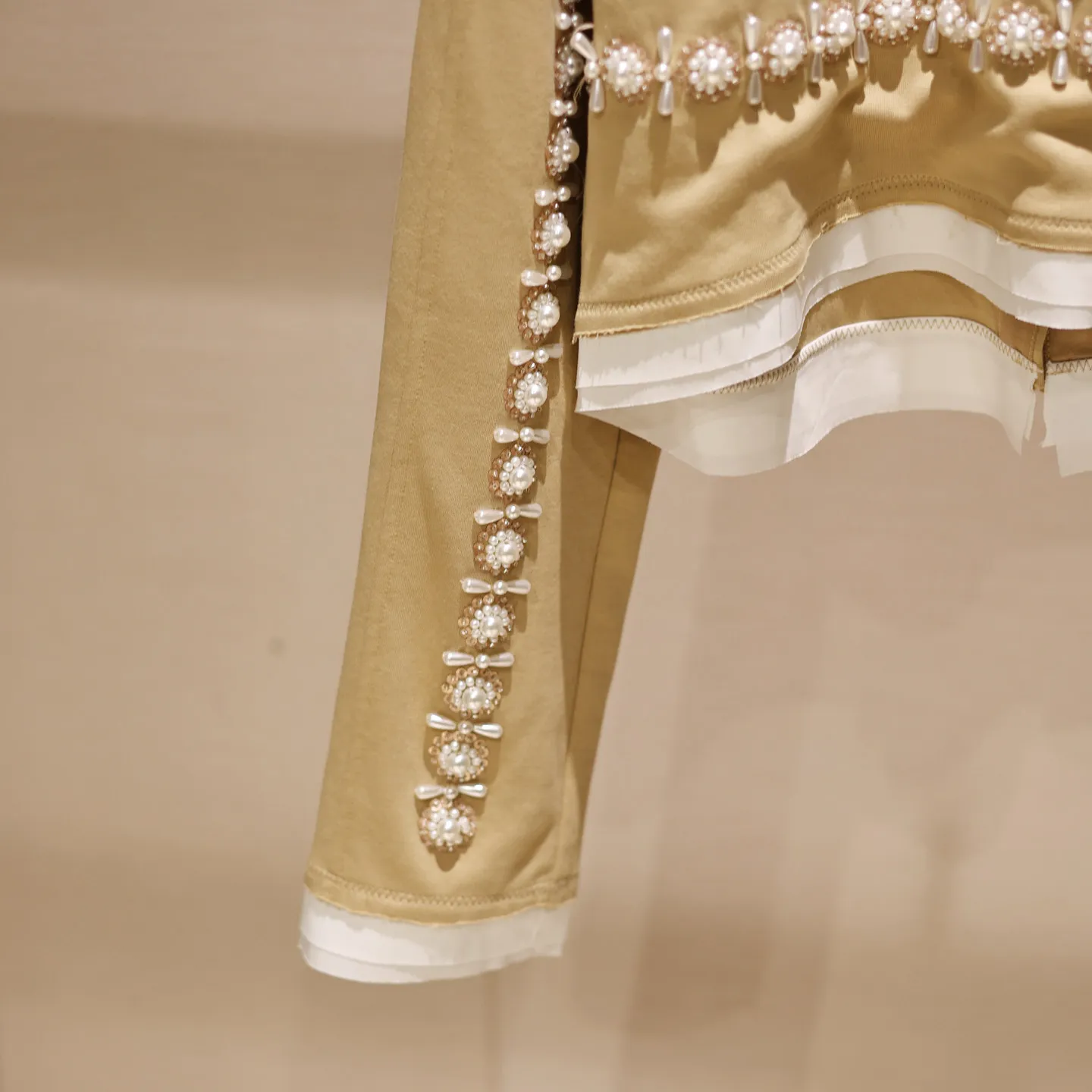 エレレディ スレ ロングスベ ルーズフィット オルト丈 エイジディフュージョン スウェットシャツ レディース ファッション 春 2026 デザインセンセーション