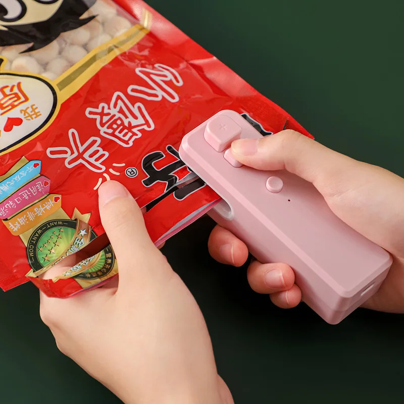 New Upgraded USB Charging Bag Sealing Machine Portable Magnetic Suction Food Snack Plastic Bag Sealer Quickly Seal Open Bag