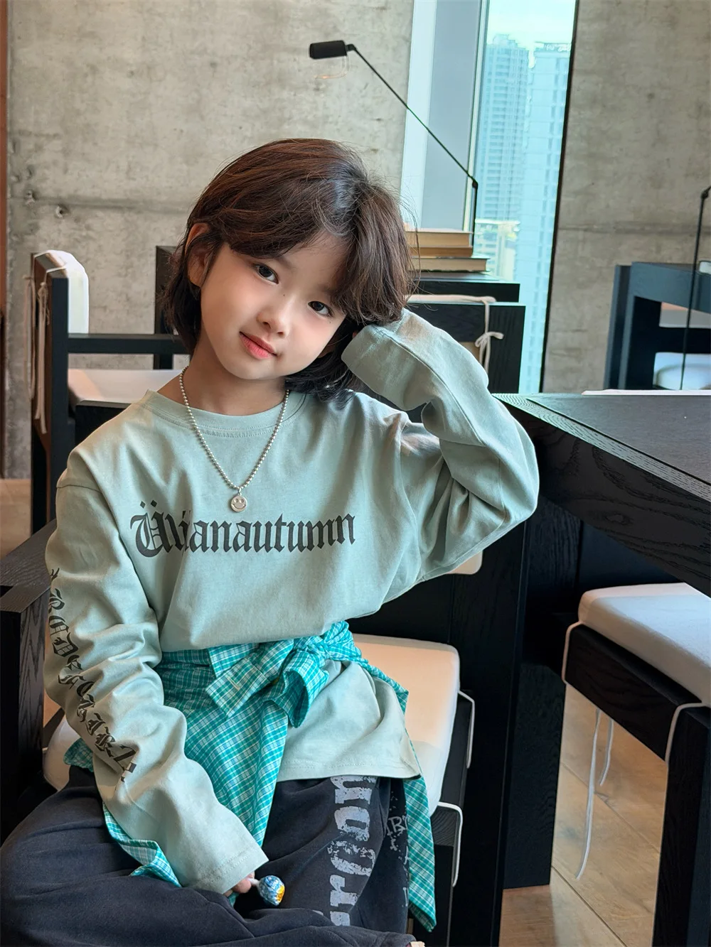 2026 Autumn New Style American-style Children's Vintage Letter T-shirt Unisex, Versatile, Loose, Casual, Long-sleeved, Trendy