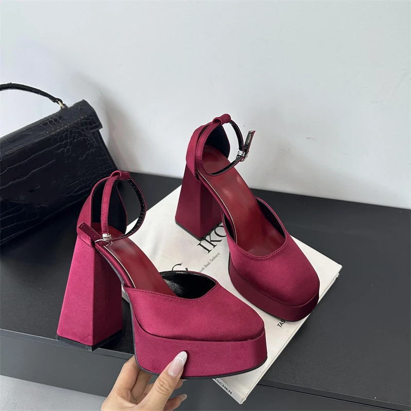 

New Spring and Summer Women's High Heels Shallow Buckle Square Head Thick Heel F Waterproof Platform Hollow Closed Toe Sandals