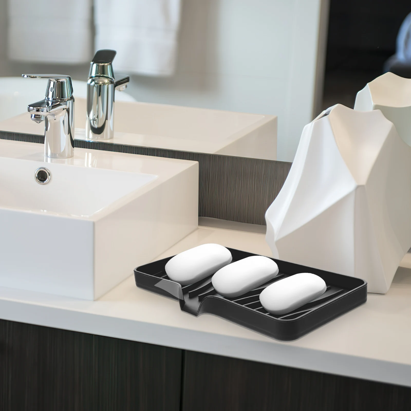 

3Pcs Silicone Soap Holder Bathroom Shower Self Draining Raised Stripe Non Slip Kitchen Sink Soap Dish Bathroom Supply
