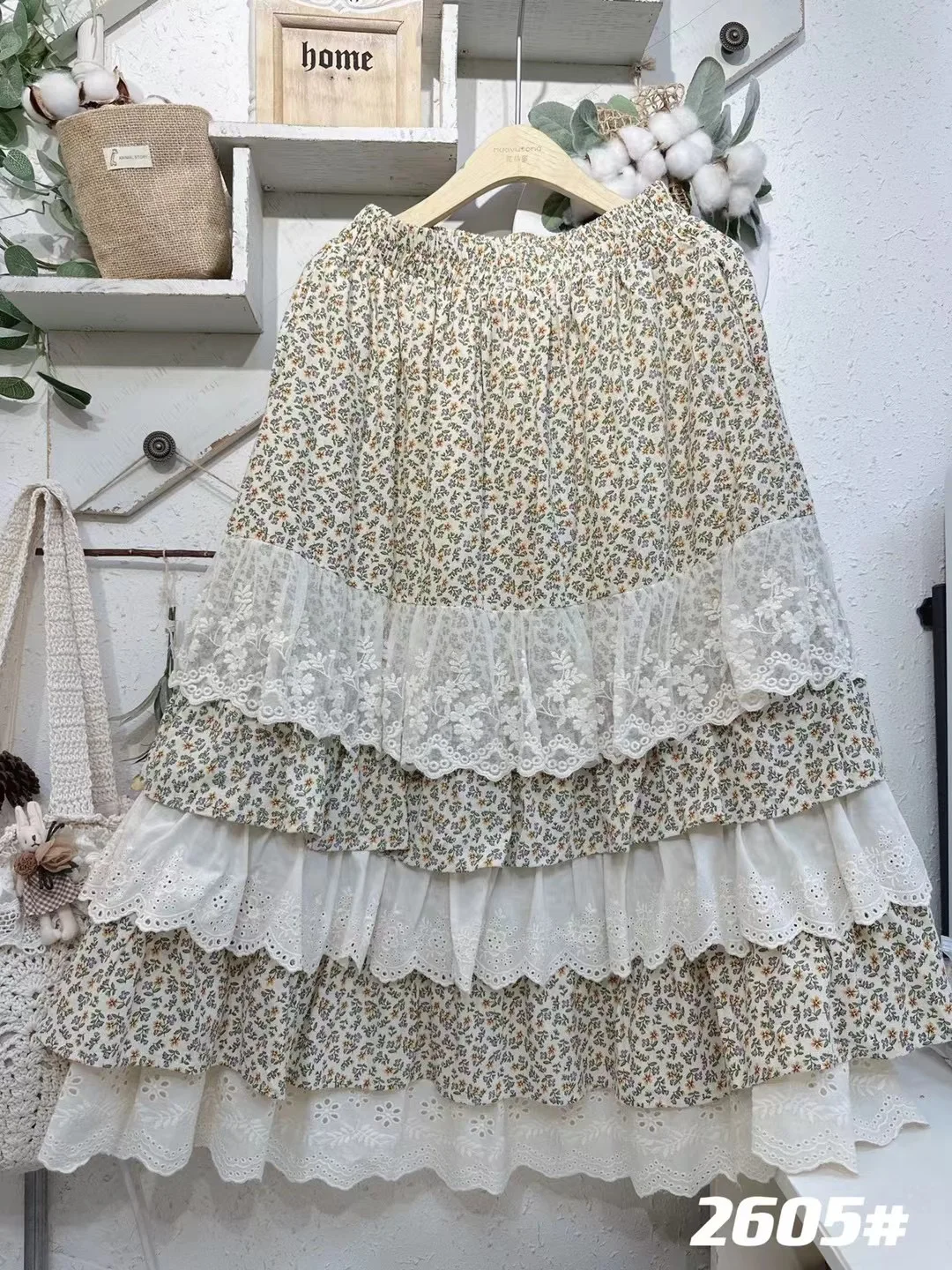 

Весна 2024: Новая хлопковая юбка А-силуэта с цветочным принтом, многослойная, с фатиновым подолом, с цветочными вставками, юбка-тортик, двухслойная, с широким подолом, А-силуэт.